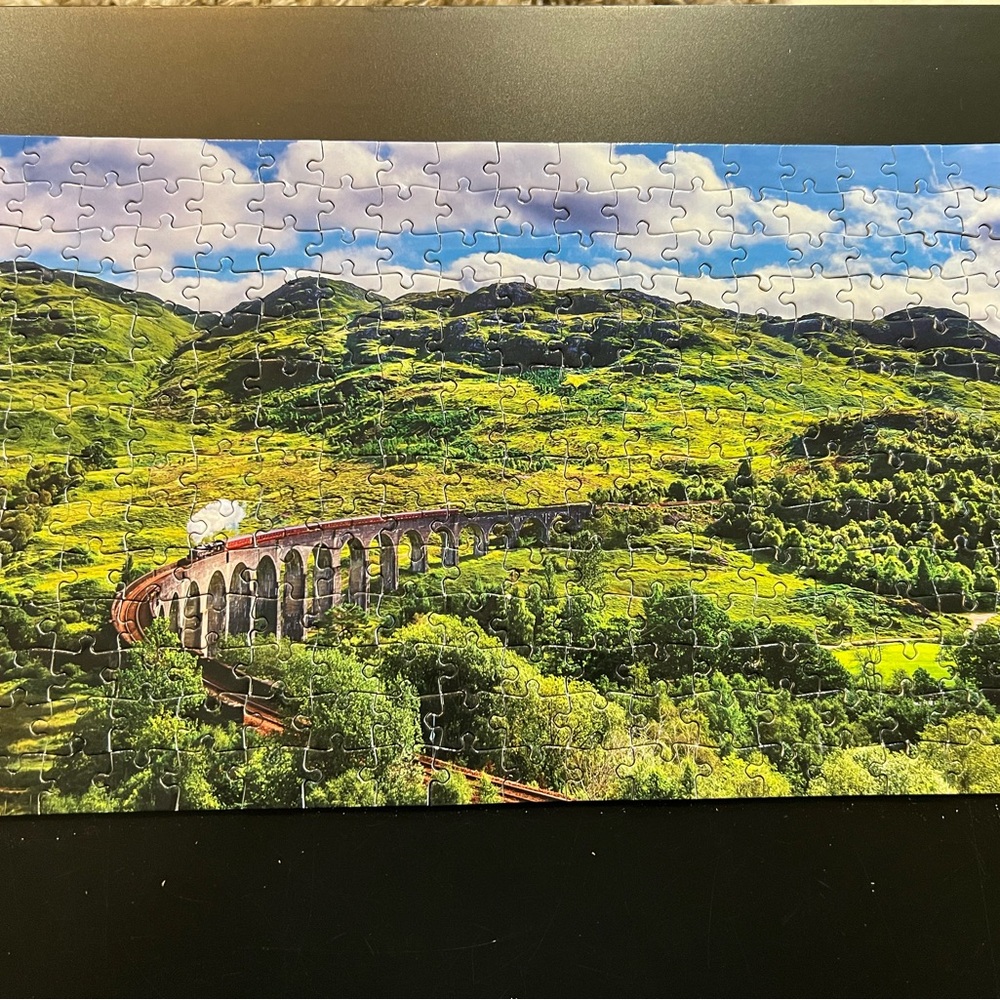 250 Piece Puzzle ~ Glenfinnan Viaduct in Scotland~ Harry Potter Bridge ~ New!
